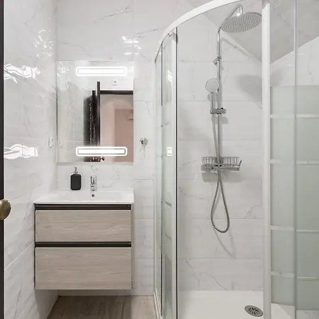 Joivy Superb Studio With Patio In